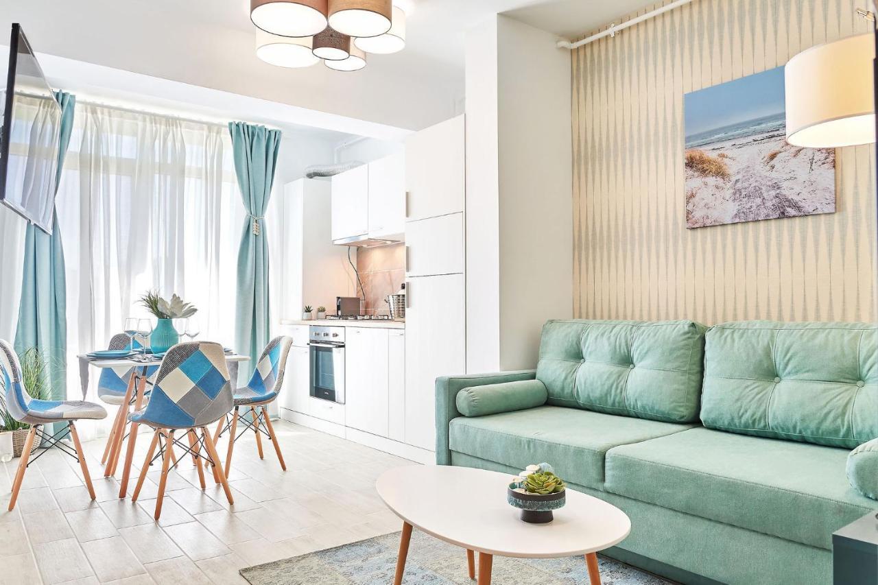 Summer Studio Spa N Pools Beach Resort Năvodari 외부 사진
