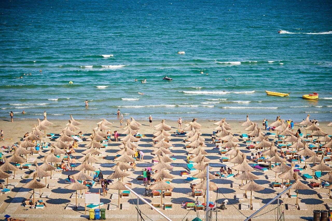 Summer Studio Spa N Pools Beach Resort Năvodari 외부 사진